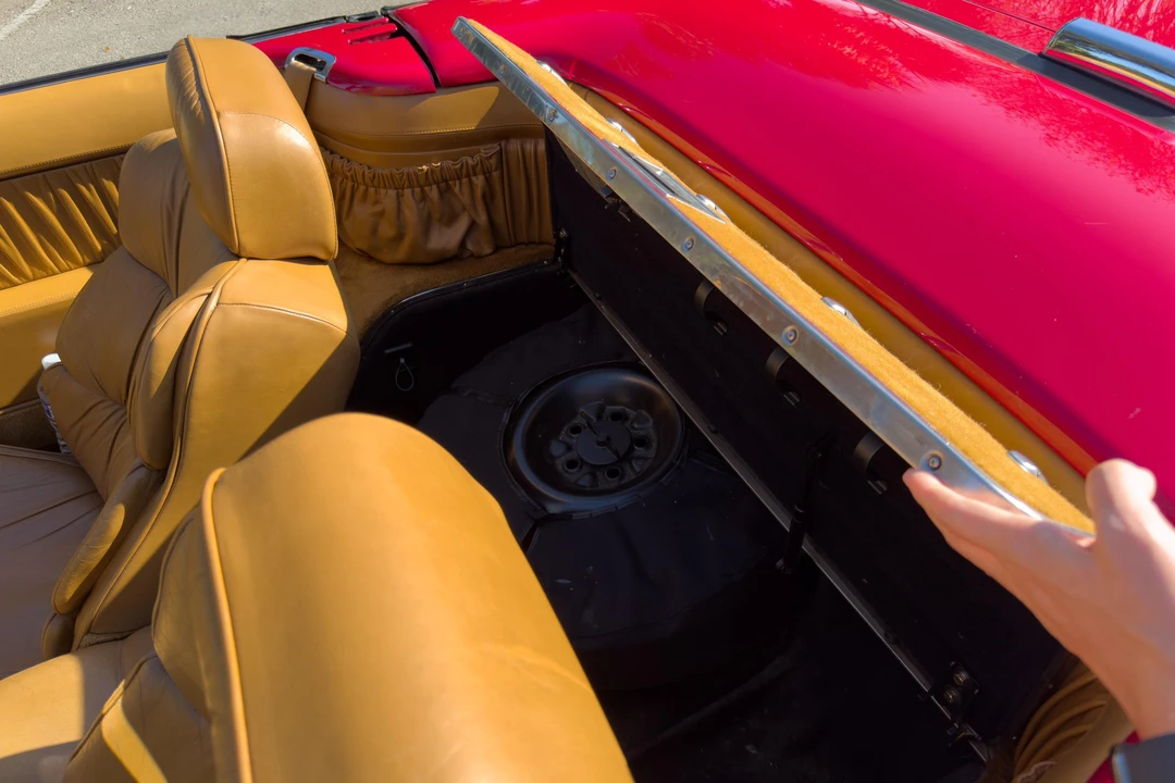 1989 Chrysler TC by Maserati - Image 29 of 31