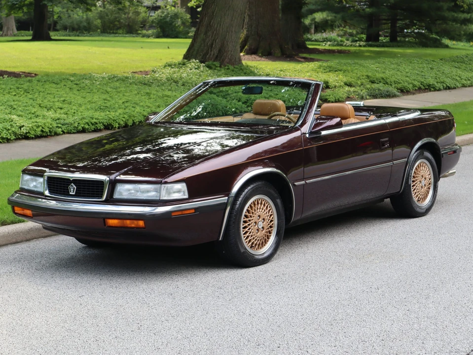 1989 Chrysler TC by Maserati - Image 14 of 31