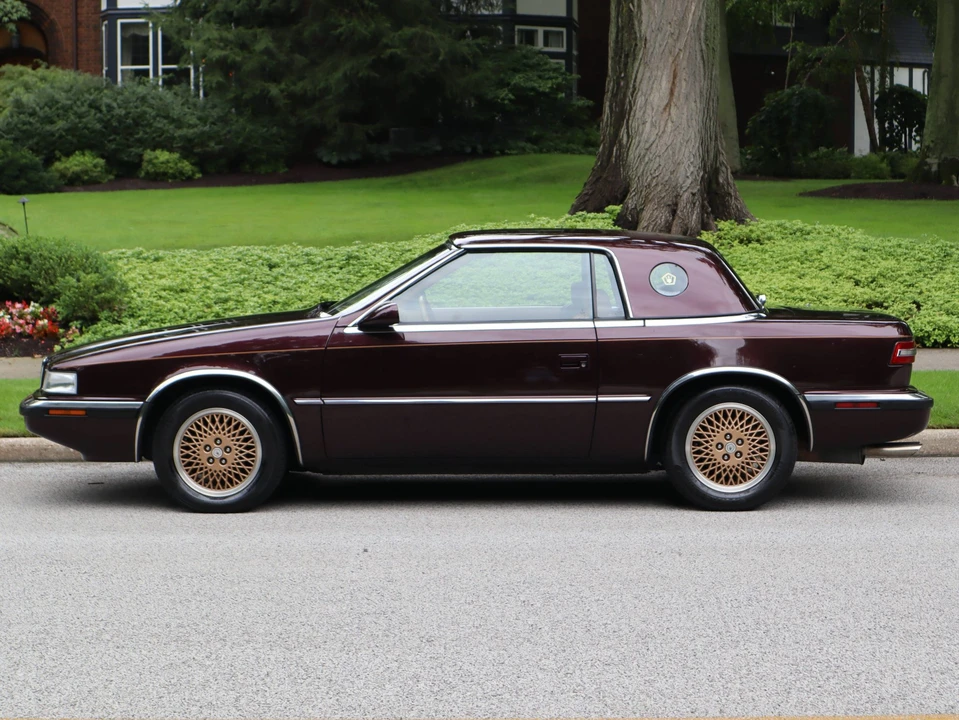 1989 Chrysler TC by Maserati - Image 13 of 31