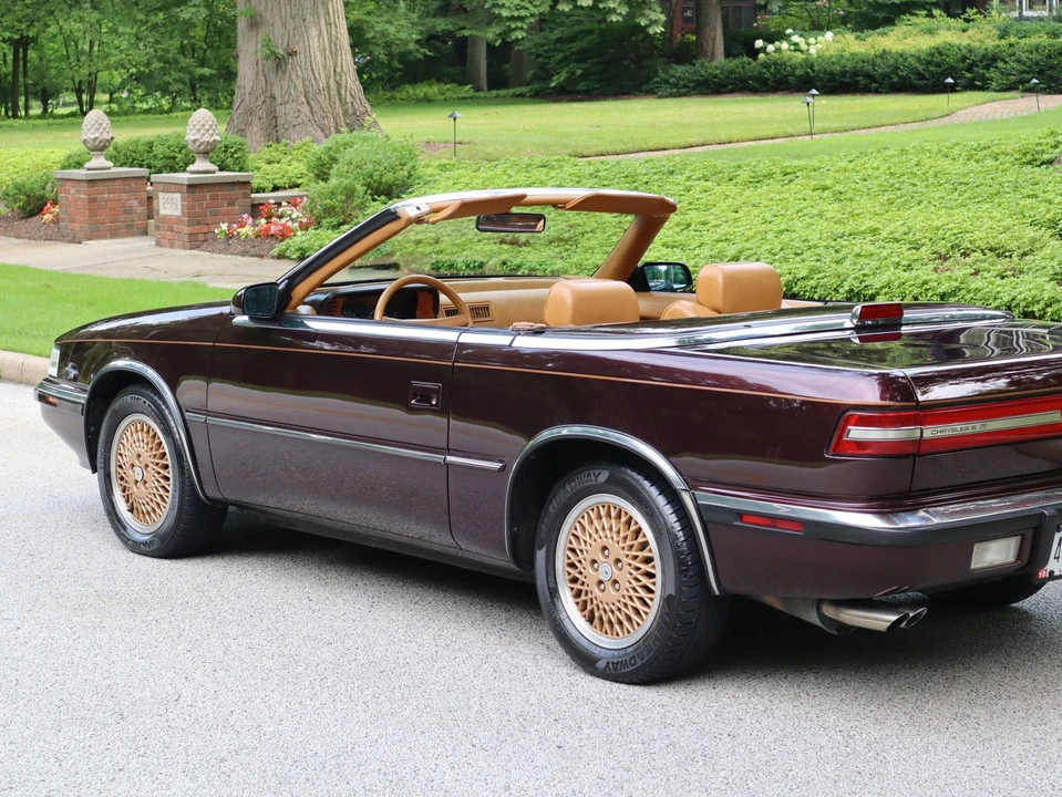 1989 Chrysler TC by Maserati - Image 22 of 31