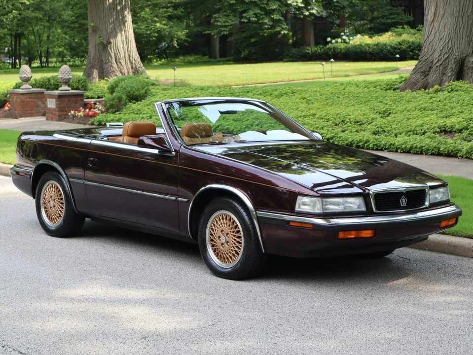 1989 Chrysler TC by Maserati - Image 16 of 31