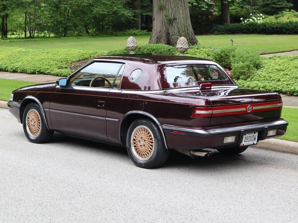 1989 Chrysler TC by Maserati - Image 11 of 31