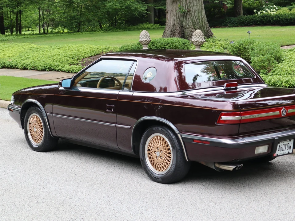 1989 Chrysler TC by Maserati - Image 12 of 31