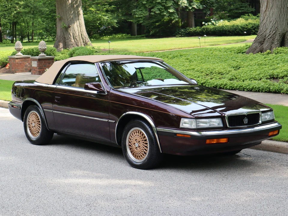 1989 Chrysler TC by Maserati - Image 26 of 31