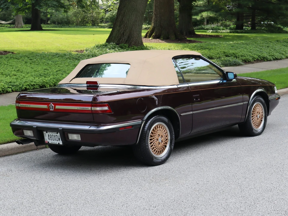 1989 Chrysler TC by Maserati - Image 29 of 31
