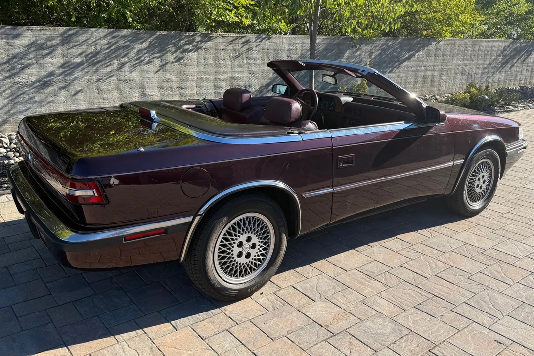 1989 Chrysler TC by Maserati - Image 4 of 31
