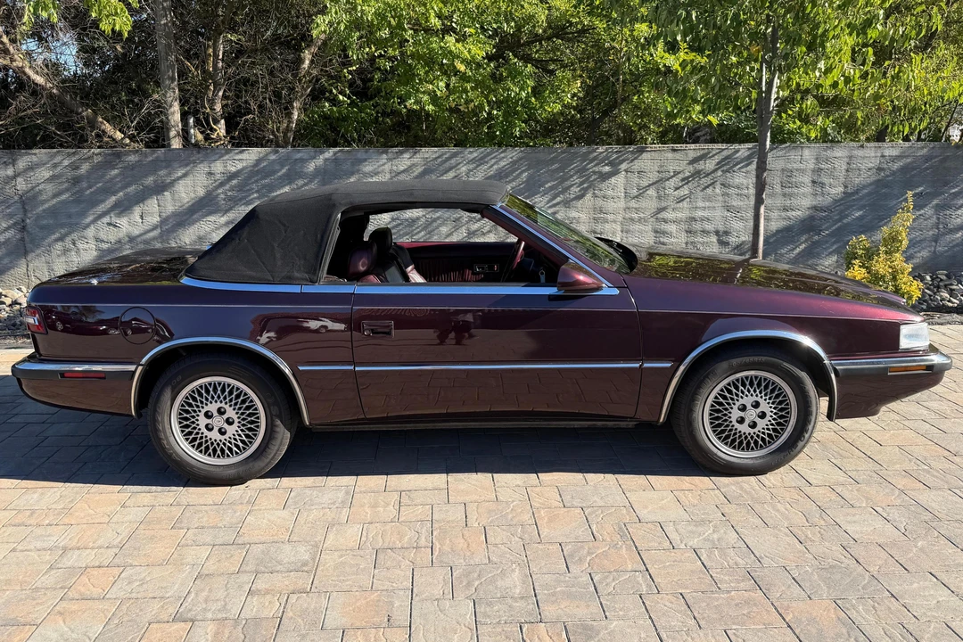 1989 Chrysler TC by Maserati - Image 3 of 31