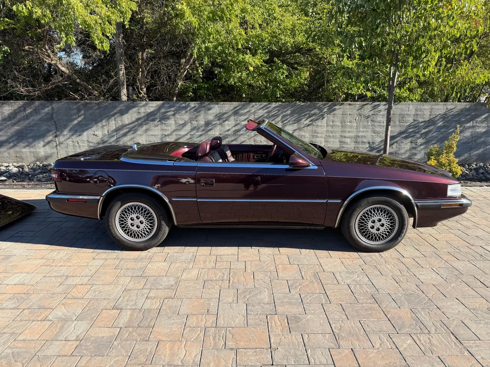1989 Chrysler TC by Maserati - Image 11 of 31