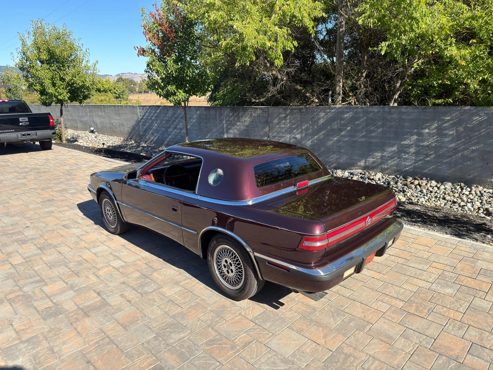 1989 Chrysler TC by Maserati - Image 20 of 31