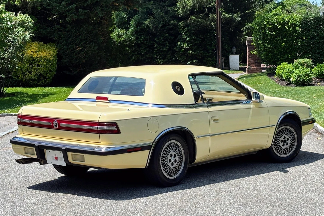 1989 Chrysler TC by Maserati - Image 4 of 31