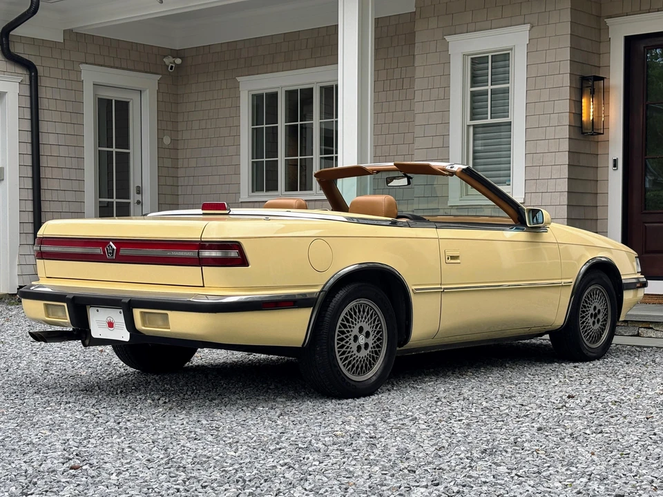 1989 Chrysler TC by Maserati - Image 20 of 31