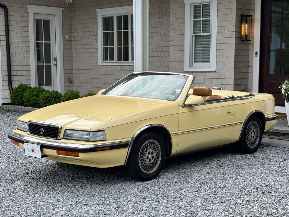 1989 Chrysler TC by Maserati - Image 10 of 31