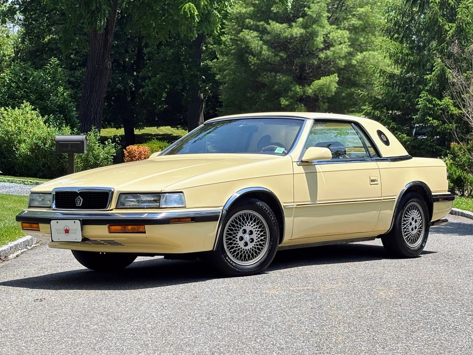 1989 Chrysler TC by Maserati - Image 27 of 31