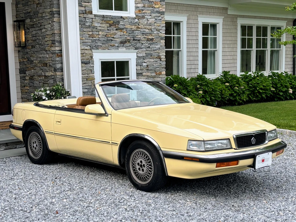 1989 Chrysler TC by Maserati - Image 25 of 31