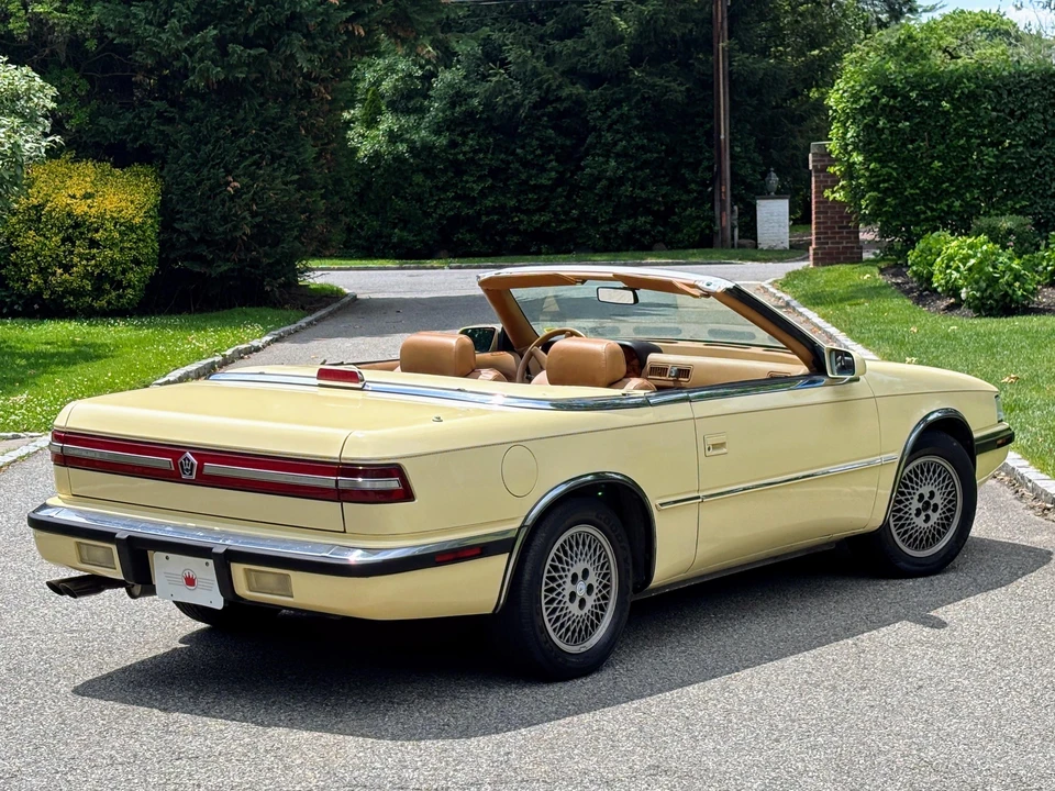 1989 Chrysler TC by Maserati - Image 21 of 31