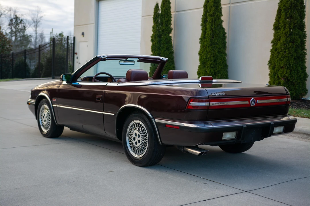 1989 Chrysler TC by Maserati - Image 7 of 31