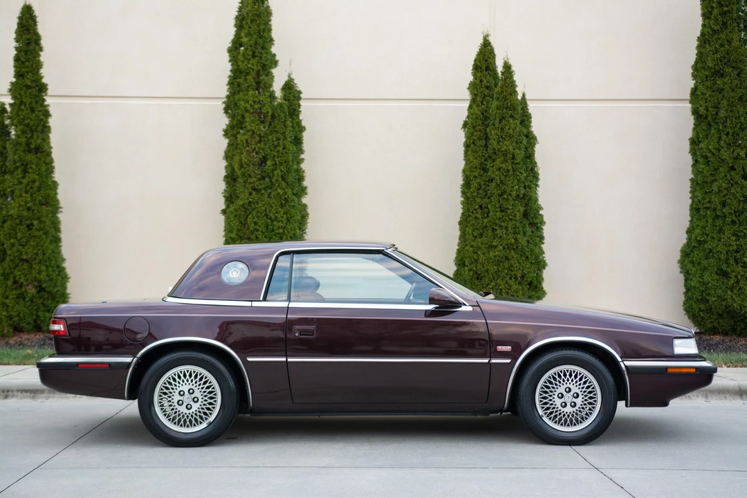 1989 Chrysler TC by Maserati - Image 27 of 31