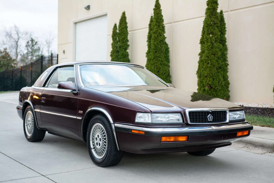1989 Chrysler TC by Maserati - Image 28 of 31