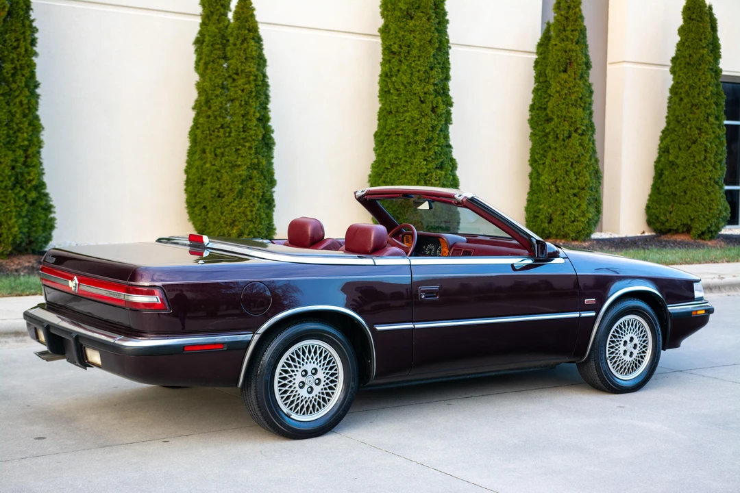 1989 Chrysler TC by Maserati - Image 12 of 31