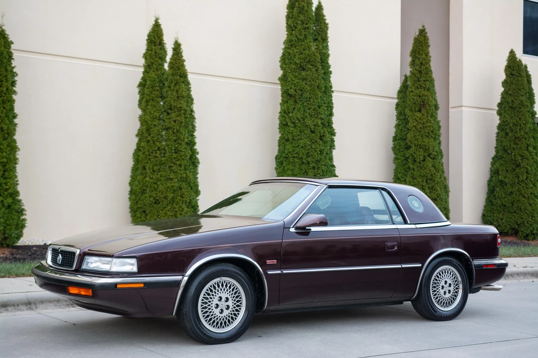 1989 Chrysler TC by Maserati - Image 19 of 31
