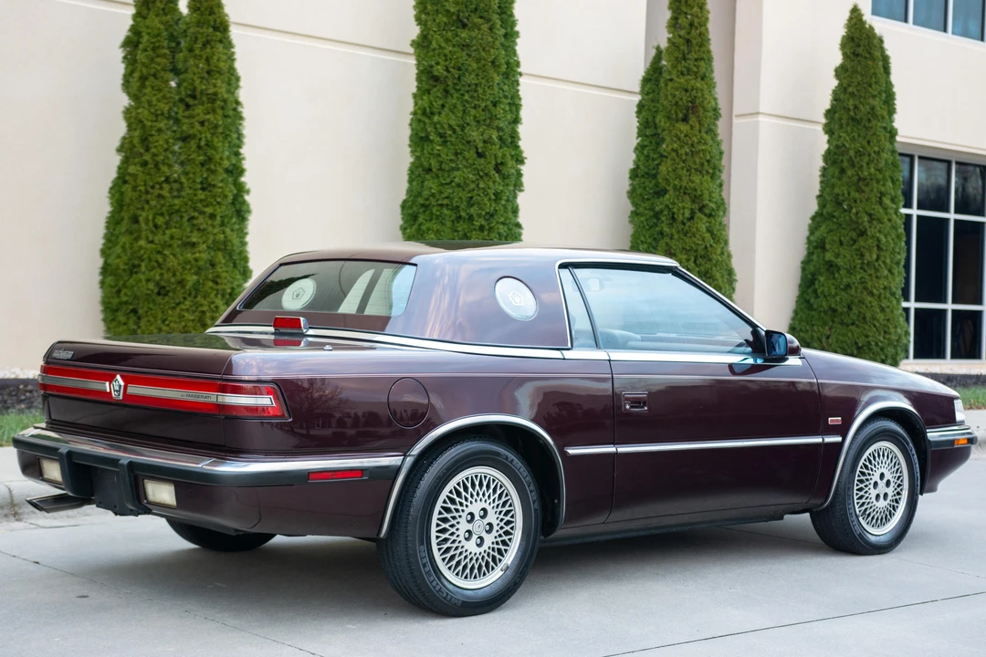 1989 Chrysler TC by Maserati - Image 4 of 31