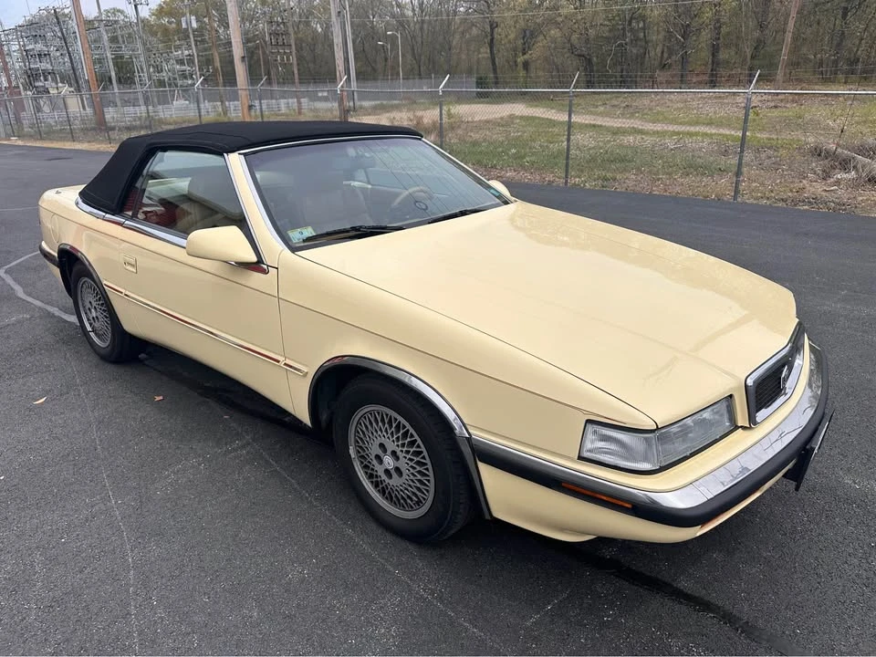 1989 Chrysler TC by Maserati - Image 4 of 18