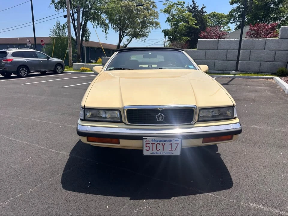 1989 Chrysler TC by Maserati - Image 18 of 18