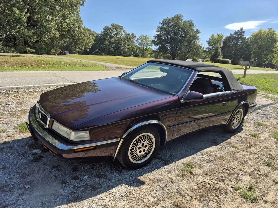 1989 Chrysler TC by Maserati - Image 2 of 12