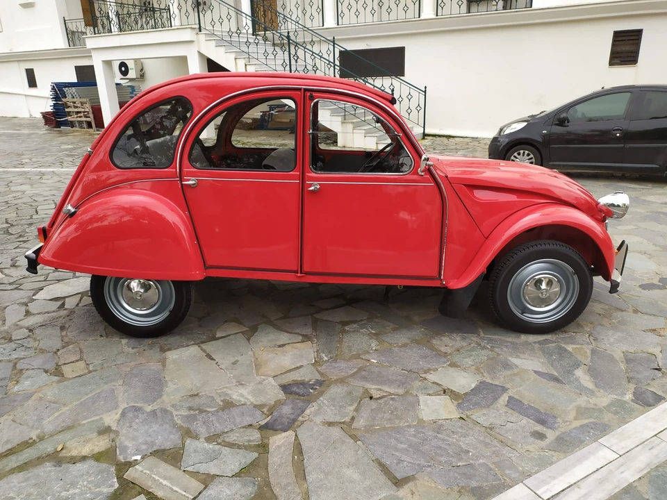 1989 Citroen 2CV - Image 2 of 31