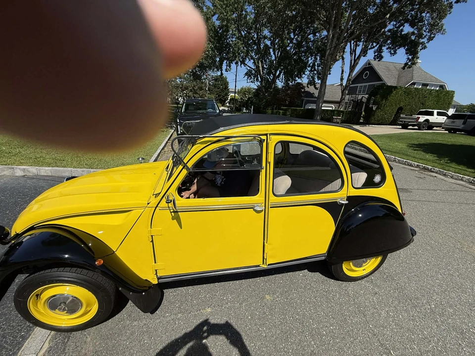 1989 Citroen 2CV - Image 2 of 31