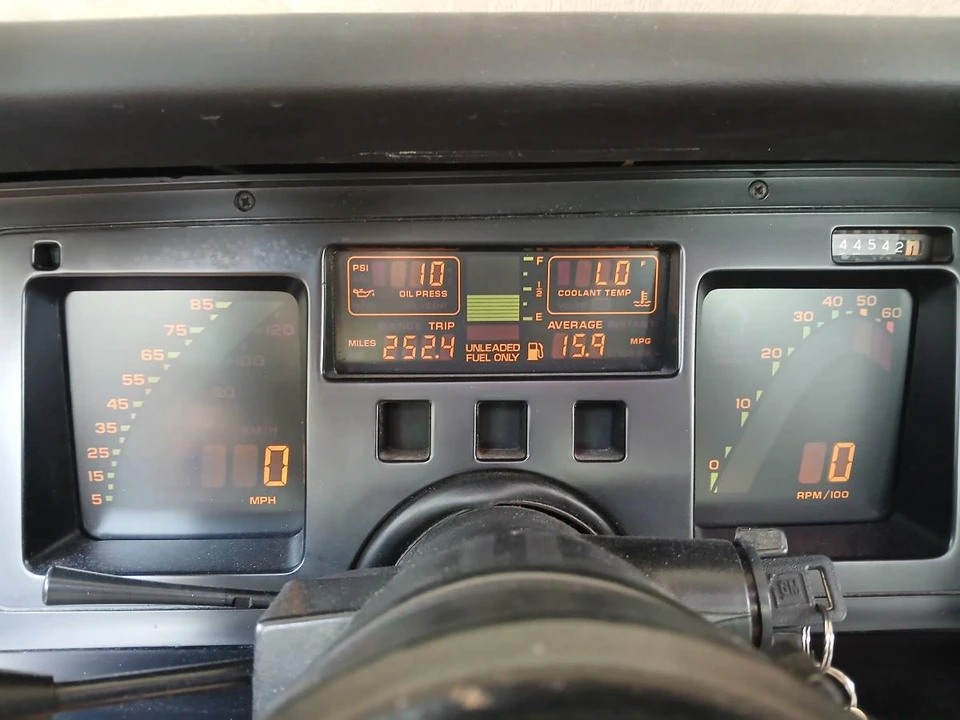 1989 Chevrolet Corvette C4 - Image 12 of 21