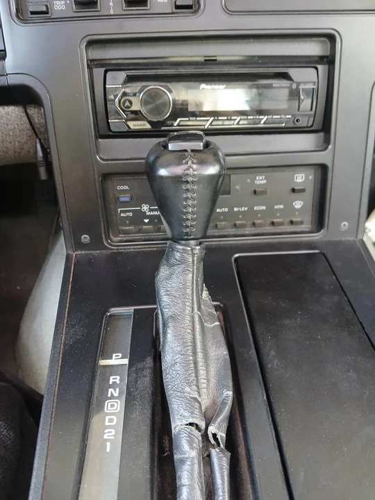 1989 Chevrolet Corvette C4 - Image 15 of 21