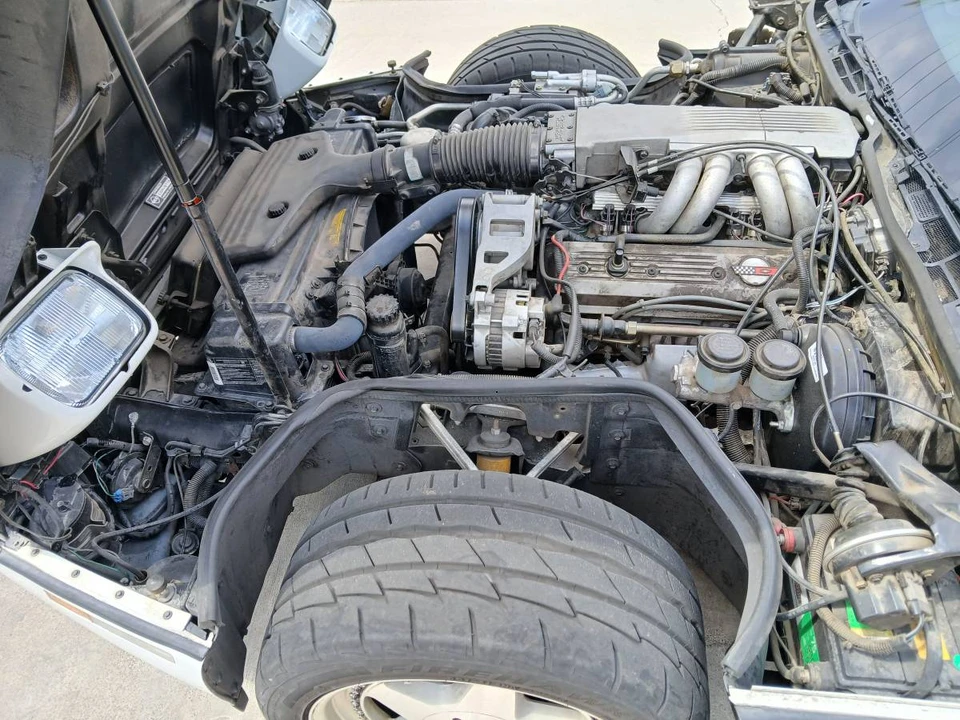 1989 Chevrolet Corvette C4 - Image 9 of 21