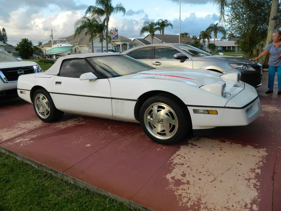 1989 Chevrolet Corvette C4 - Image 3 of 5