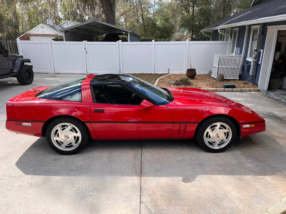 1989 Chevrolet Corvette C4 - Image 2 of 13