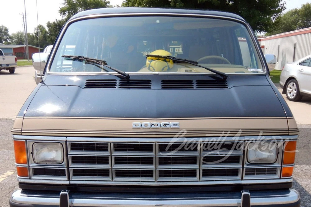 1989 Dodge Ram Van - Image 10 of 12