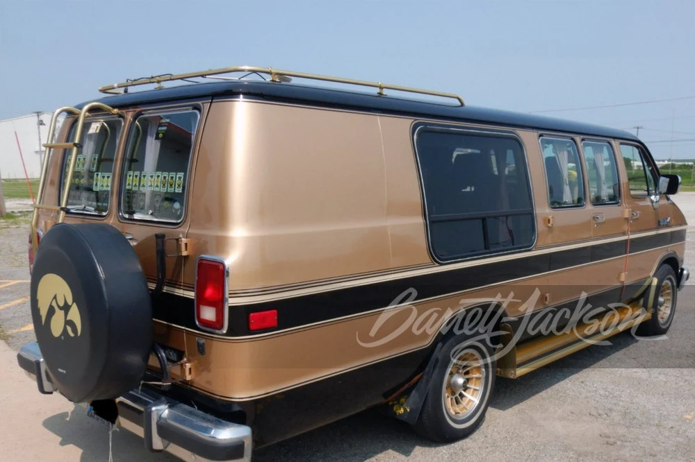 1989 Dodge Ram Van - Image 2 of 12