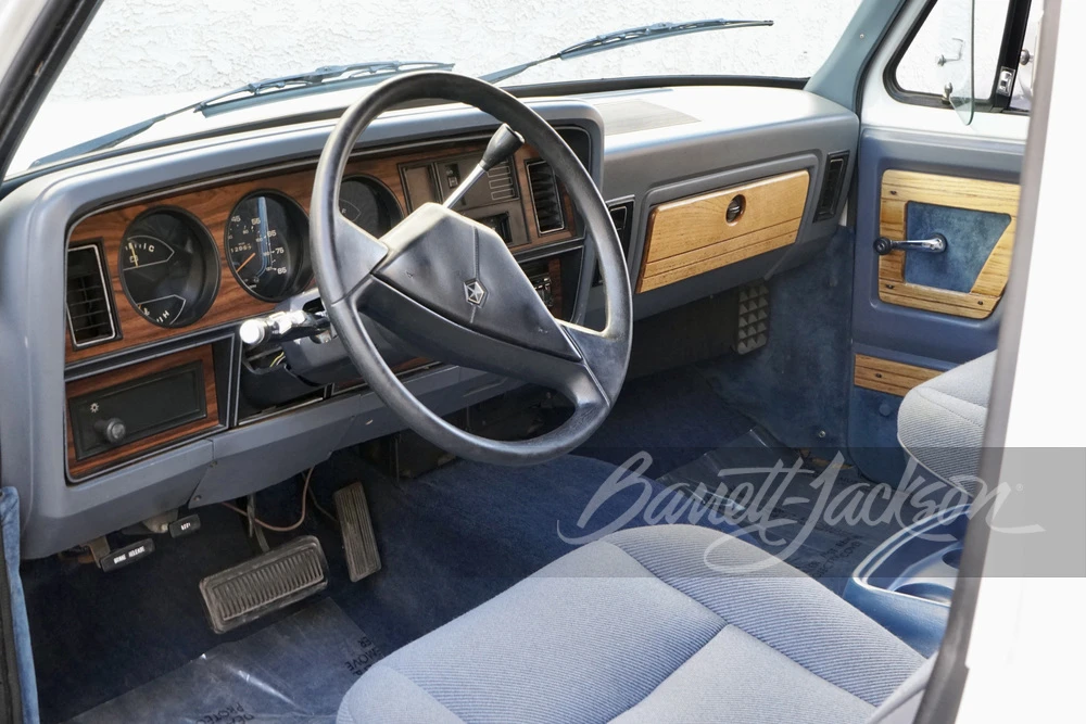 1989 Dodge Ramcharger - Image 17 of 20