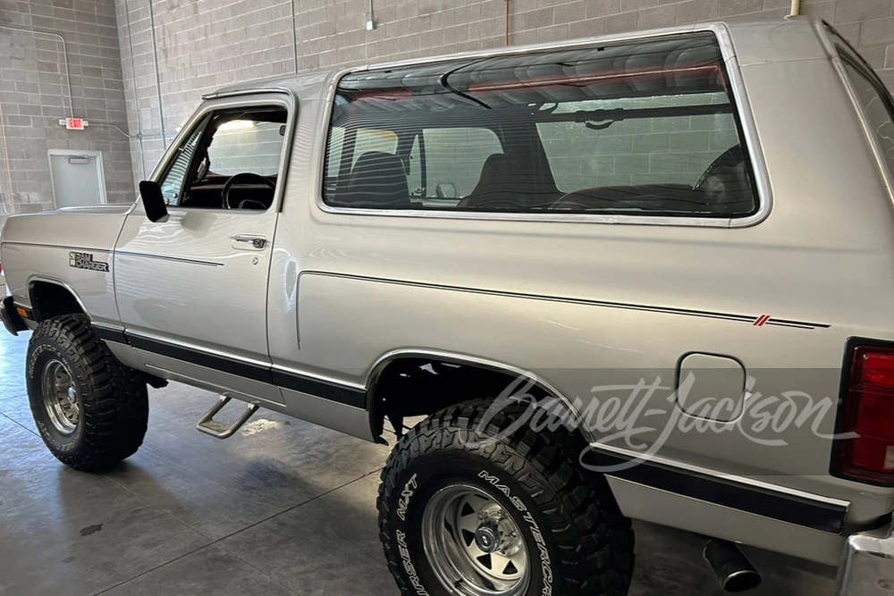1989 Dodge Ramcharger - Image 5 of 16