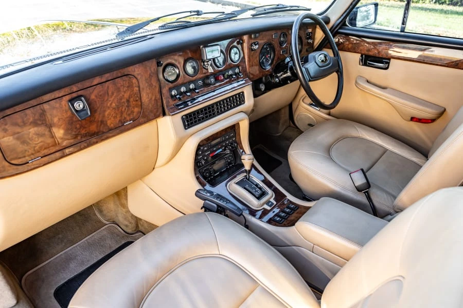 1989 Daimler - Image 10 of 23