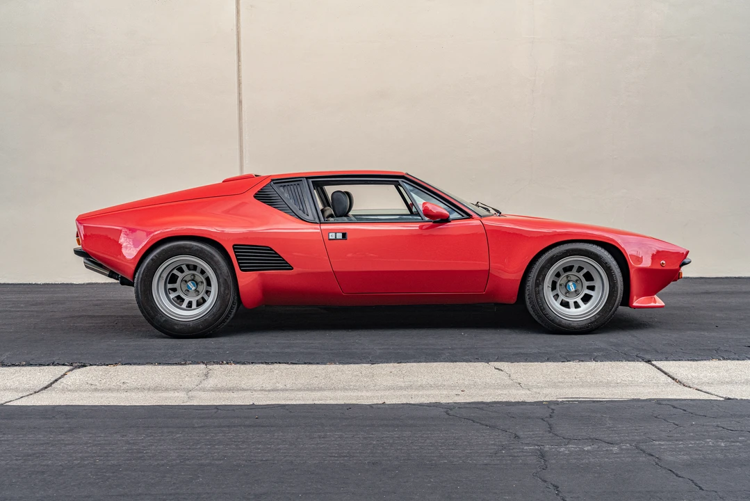 1989 DeTomaso Pantera - Image 15 of 31