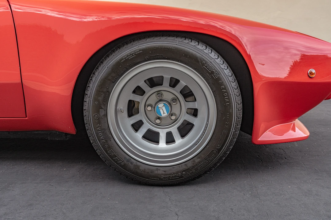 1989 DeTomaso Pantera - Image 24 of 31