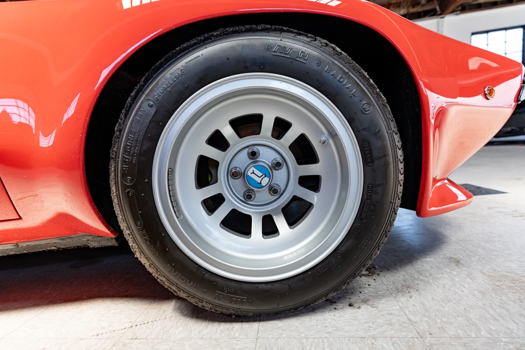 1989 DeTomaso Pantera - Image 29 of 31