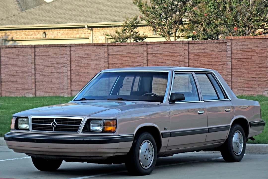 1989 Chrysler K-Car - Image 3 of 31