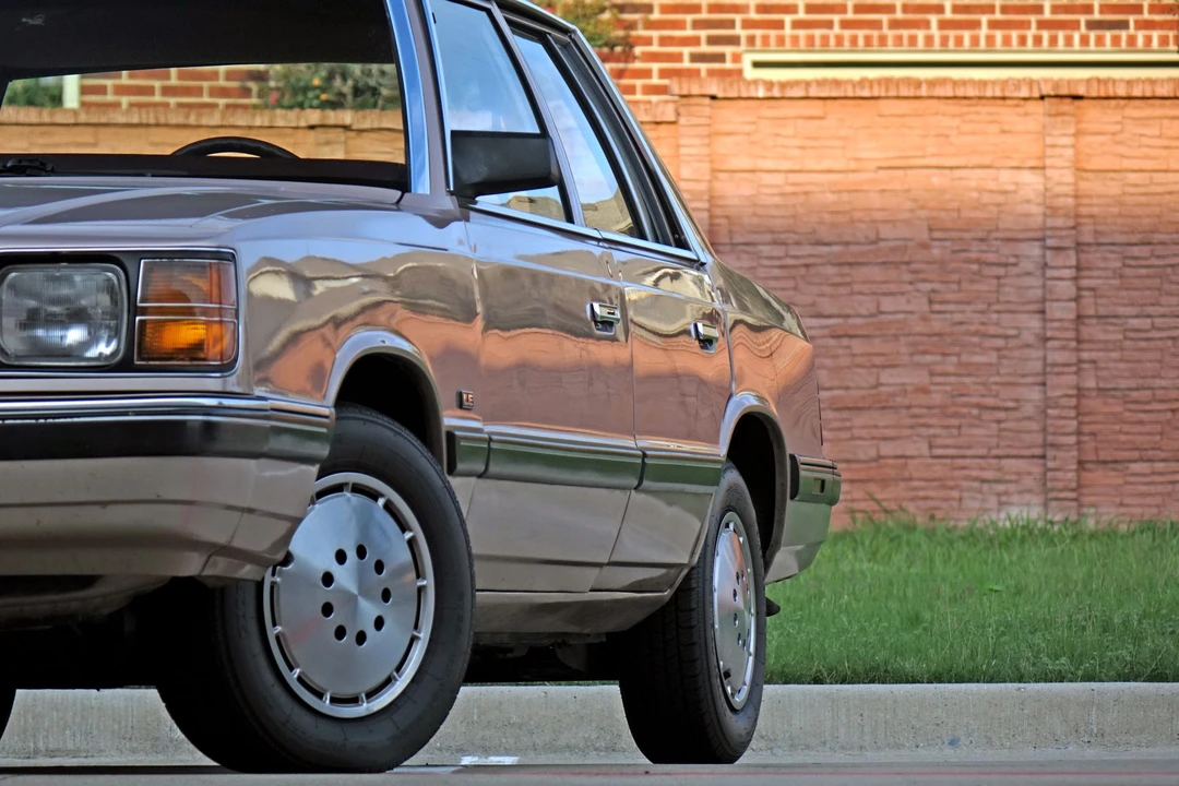 1989 Chrysler K-Car - Image 19 of 31