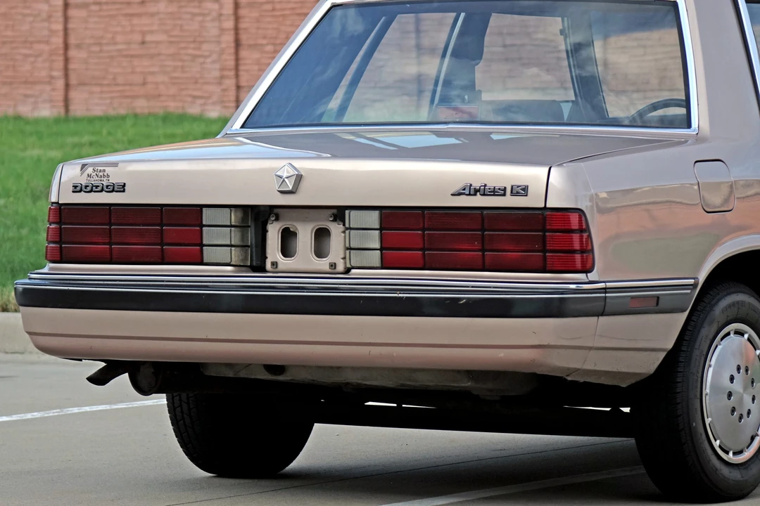 1989 Chrysler K-Car - Image 20 of 31