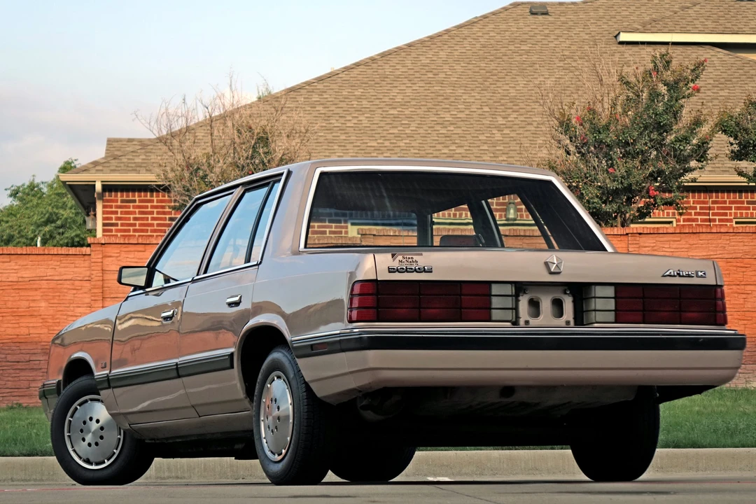 1989 Chrysler K-Car - Image 11 of 31