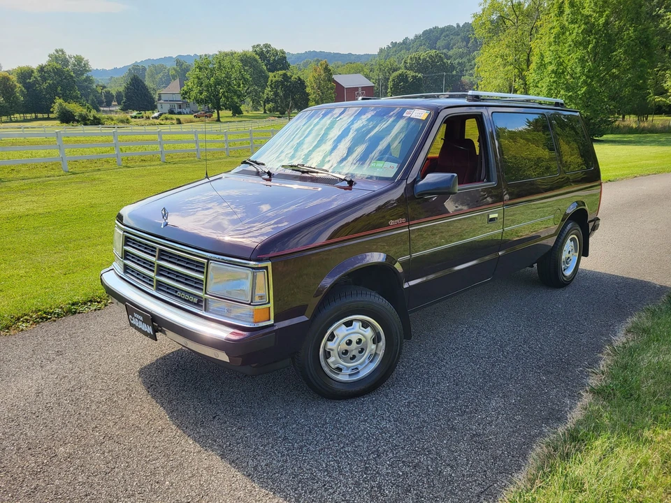 1989 Dodge Caravan - Image 3 of 31