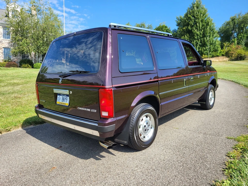 1989 Dodge Caravan - Image 15 of 31