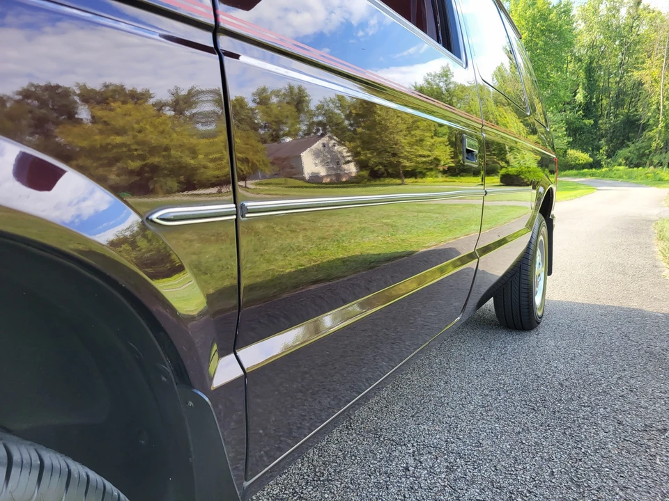 1989 Dodge Caravan - Image 28 of 31